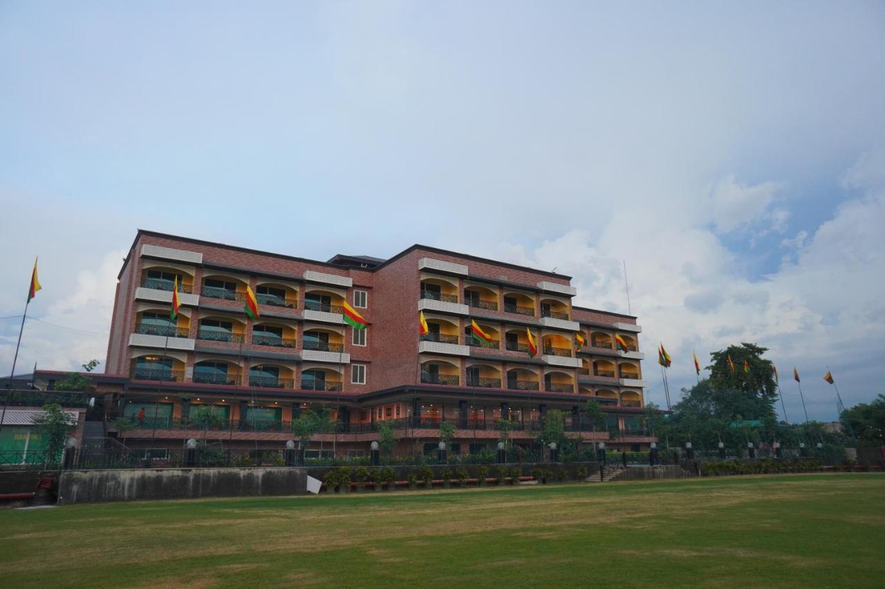 Mayfair Purnea Purnia Esterno foto